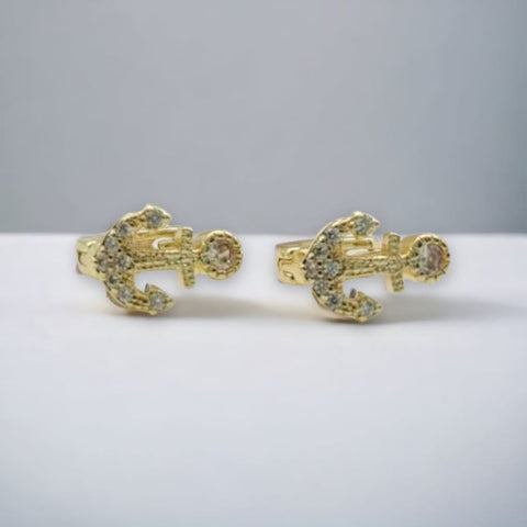 Flower crystal huggies earrings gold-filled