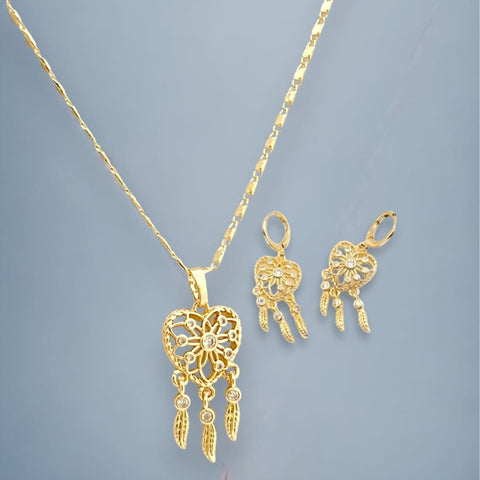 Twisted anchor chain necklace in 18 of gold plated