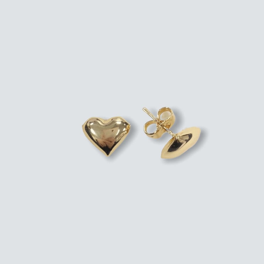Heart studs earrings in 18k of gold plated