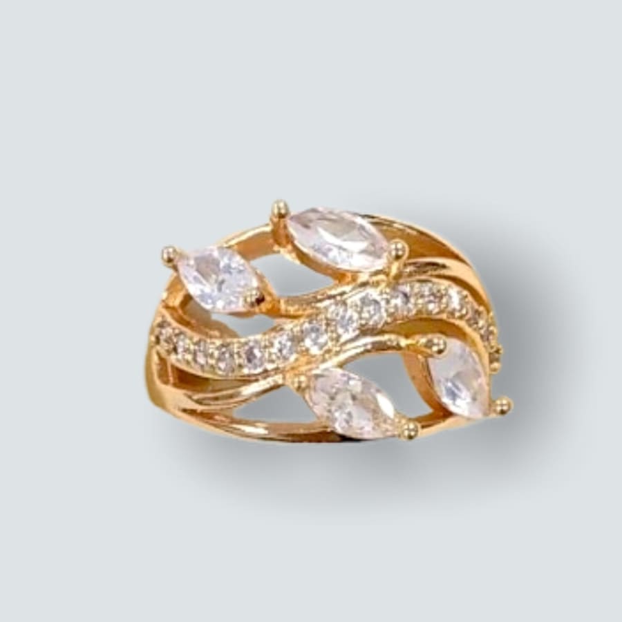 Leaves vines shape clear stones ring in 18k of gold plated