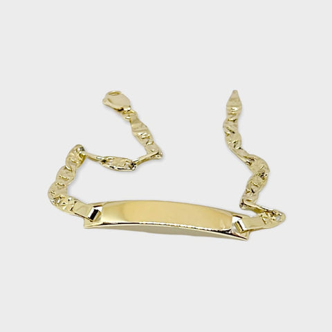 Heart id 6’ length bracelet 18kts of gold plated.