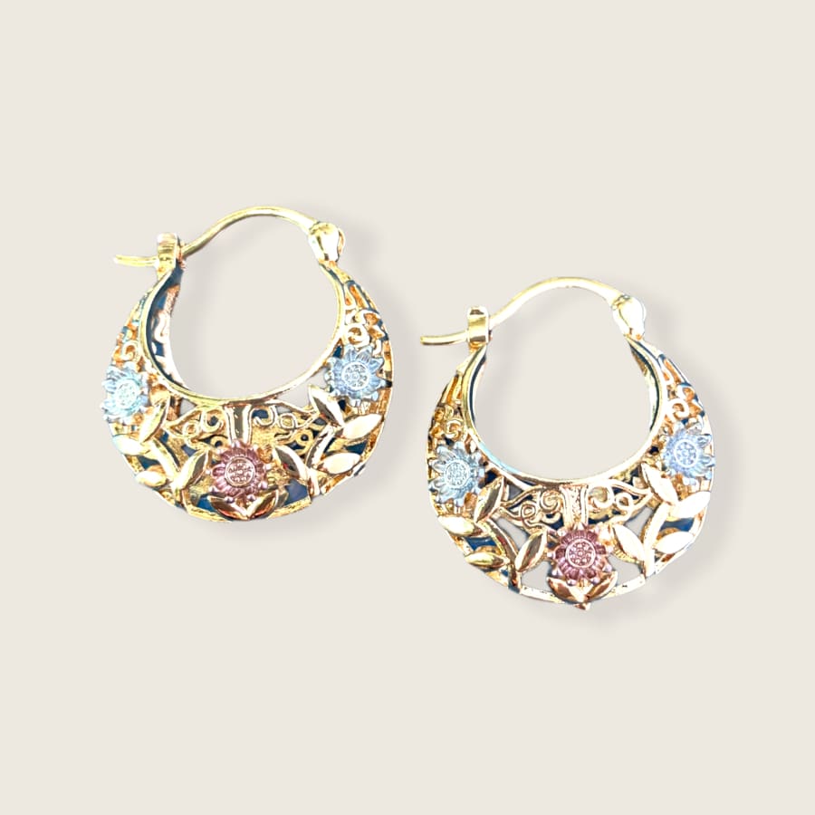 Tiva filigree hoops earrings in 18k of gold plated