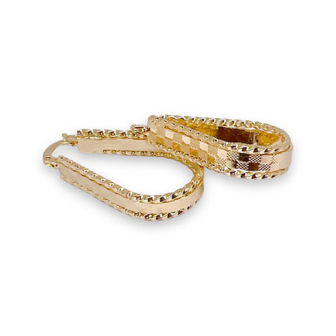 Karola oval shape hoop earrings in 18k of gold plated