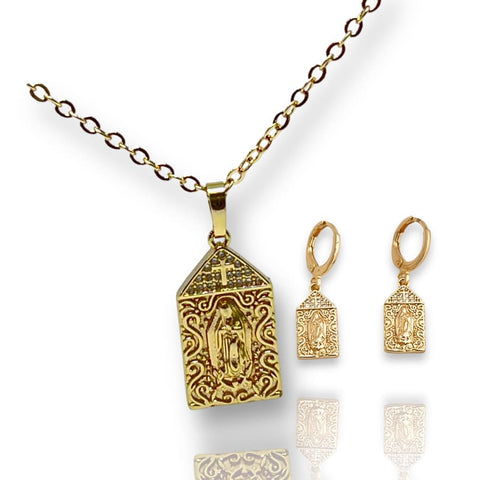 Virgin with black stones pendant necklace in 18k of gold plated