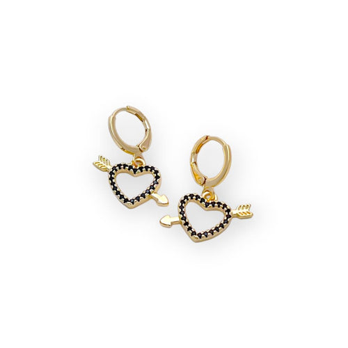Arrowhead hearts huggies earrings in 18k of gold plated earrings