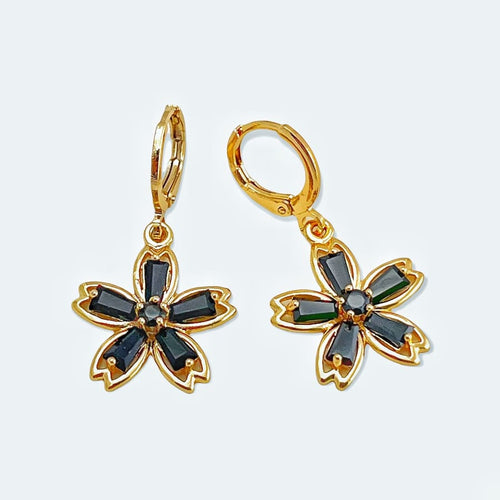 Black flower drop earrings in 18k of gold plated