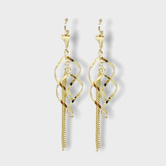 Eliza lever back earrings 18kts of gold plated