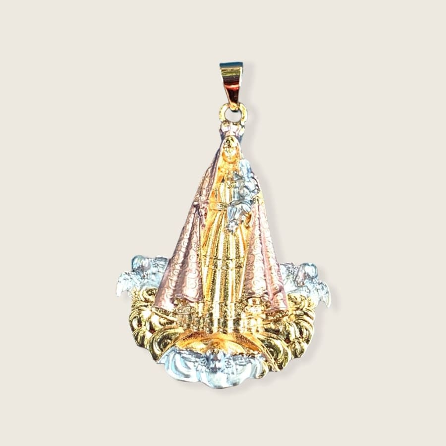 Floating virgin with angels clouds pendant three tones in 18kts of gold plated charms