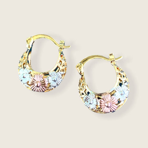 Clover petals black and white drop earrings in 18k of gold-filled