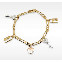 Locket c harm bracelett in 18kts of gold plated 7.5 bracelets