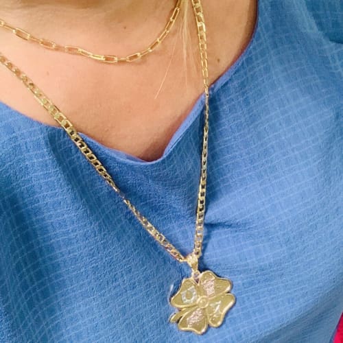 Lucky clover charm 18kts of gold plated
