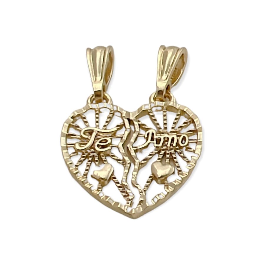 Te amo heart pendant in 18k of gold layering charms & pendants