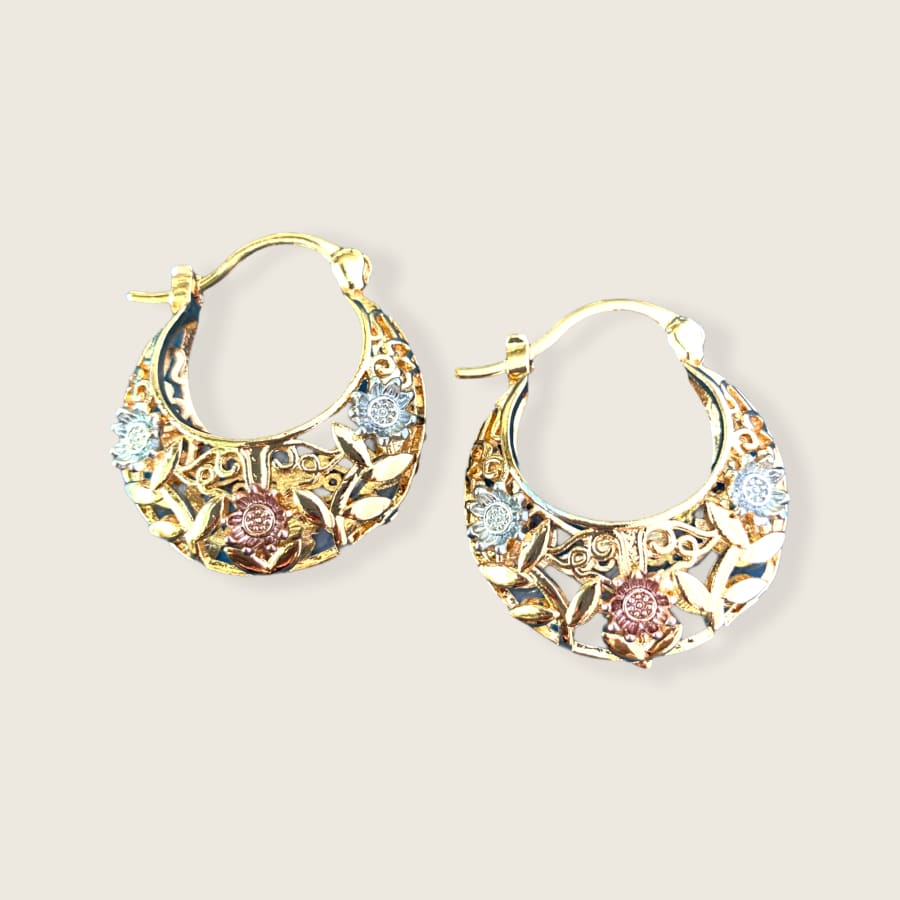 Tiva filigree hoops earrings in 18k of gold plated earrings