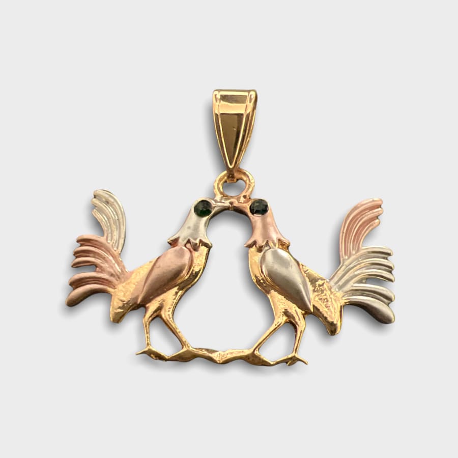 Tri-color fighting roosters pendant in 18k of gold layering charms & pendants