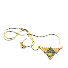 Triangle tri-color necklace 18kts of gold plated 18’ chains